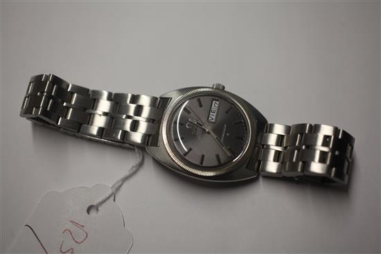 A gentlemans early 1970s stainless steel Omega Constellation automatic wrist watch,